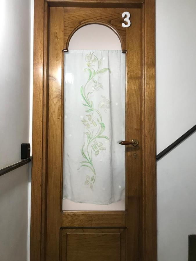 La Dimora Di Bronzo Hotell Napoli Eksteriør bilde